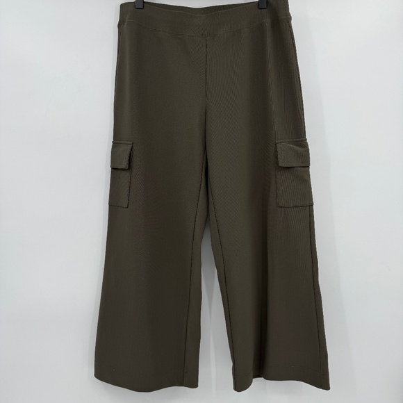 Boston Proper Pants Women Medium Green Cargo Wide Leg Pull On Cropped Stretch - Picture 1 of 13